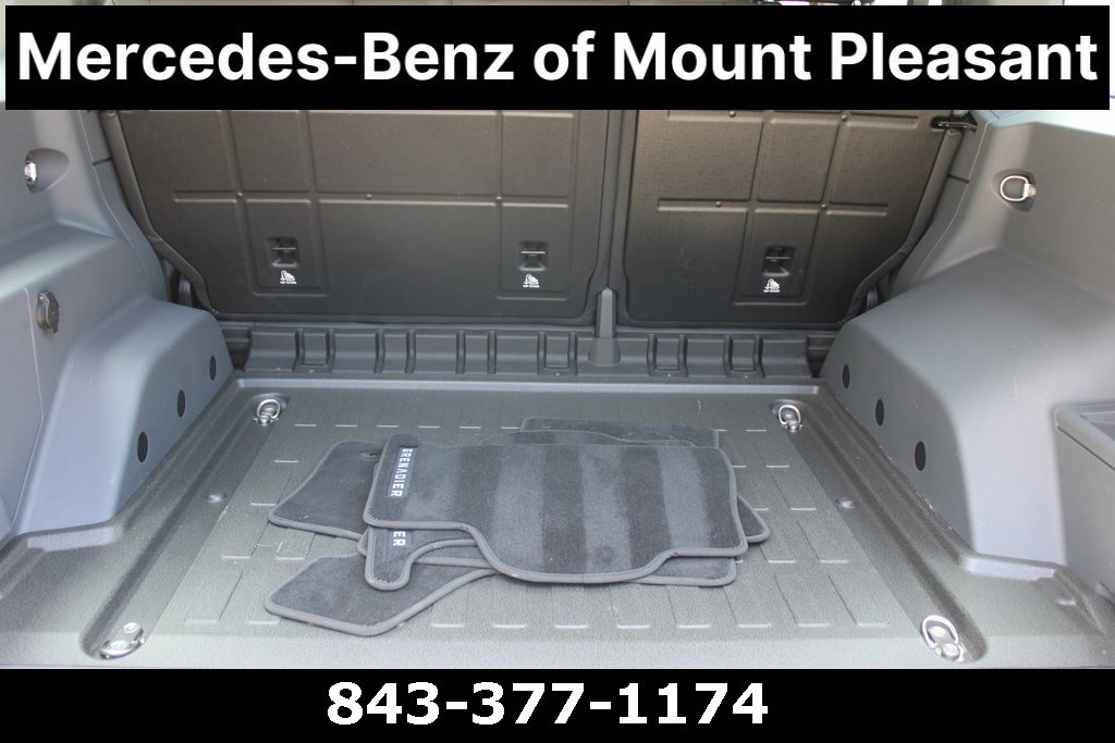 Used 2024 INEOS Grenadier Base image 9