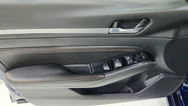 Certified 2023 Nissan Altima 2.5 SR w/ SR Premium Package image 22