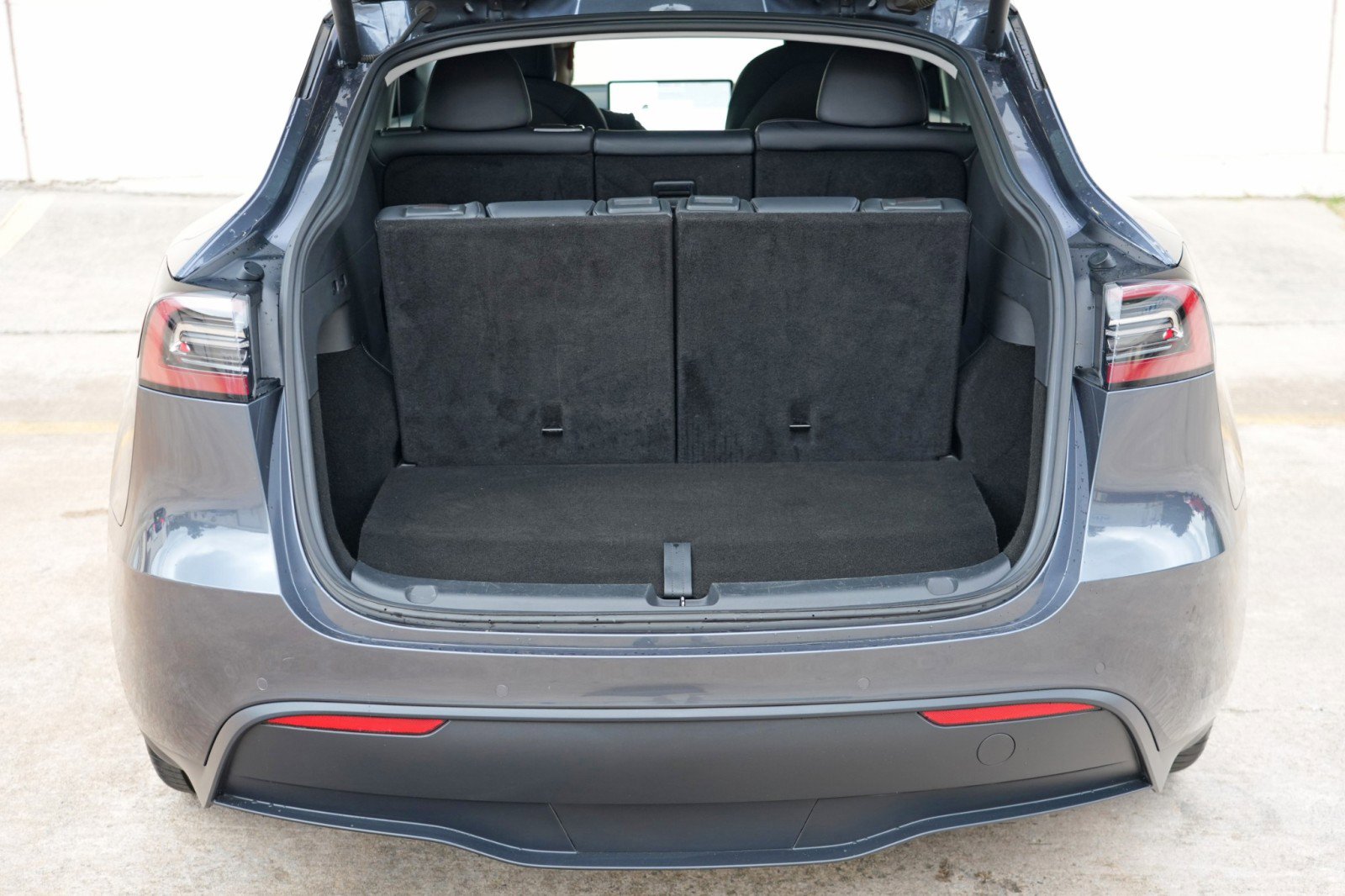 Used 2021 Tesla Model Y Long Range AWD/4WD image 9