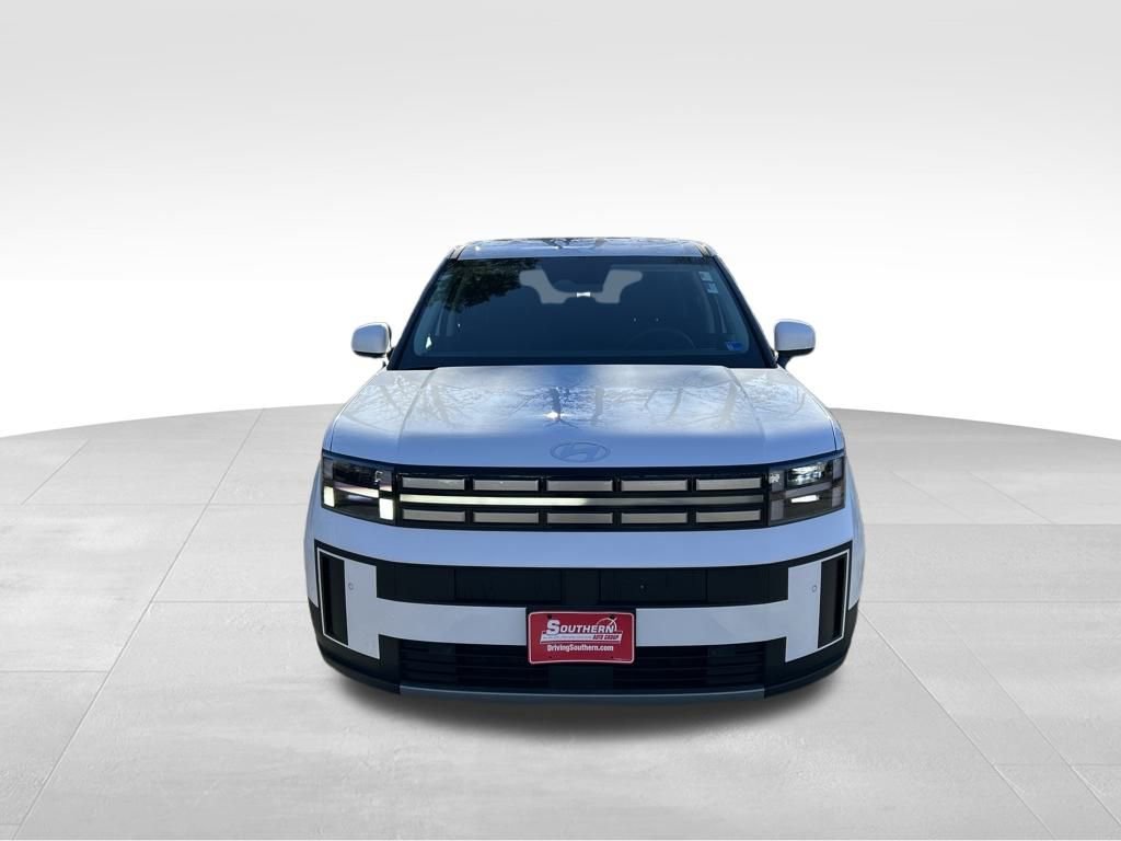 Used 2026 Hyundai Santa Fe SE image 9