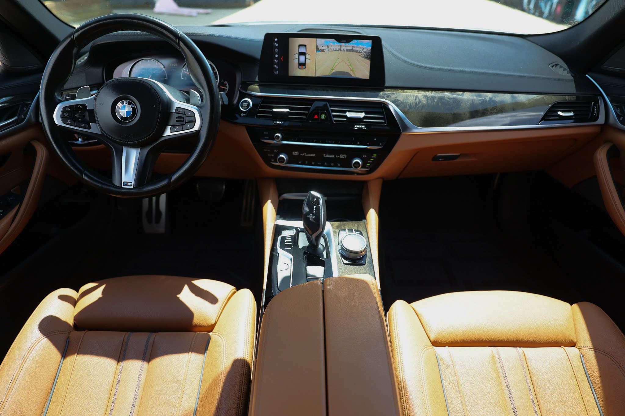 Used 2018 BMW 540i RWD image 2