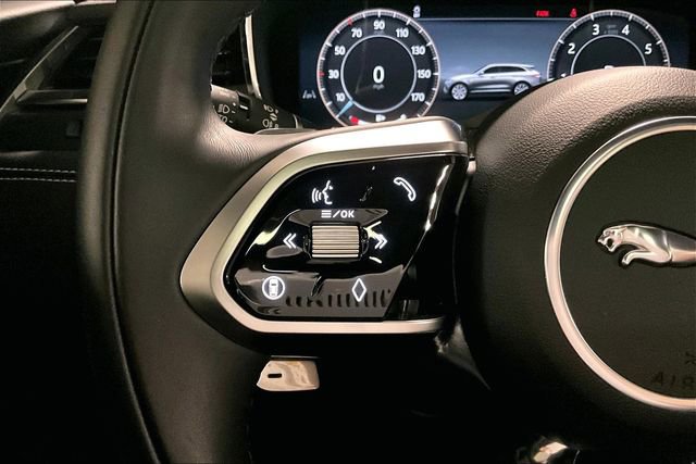 Certified 2025 Jaguar F-PACE R-Dynamic S image 20