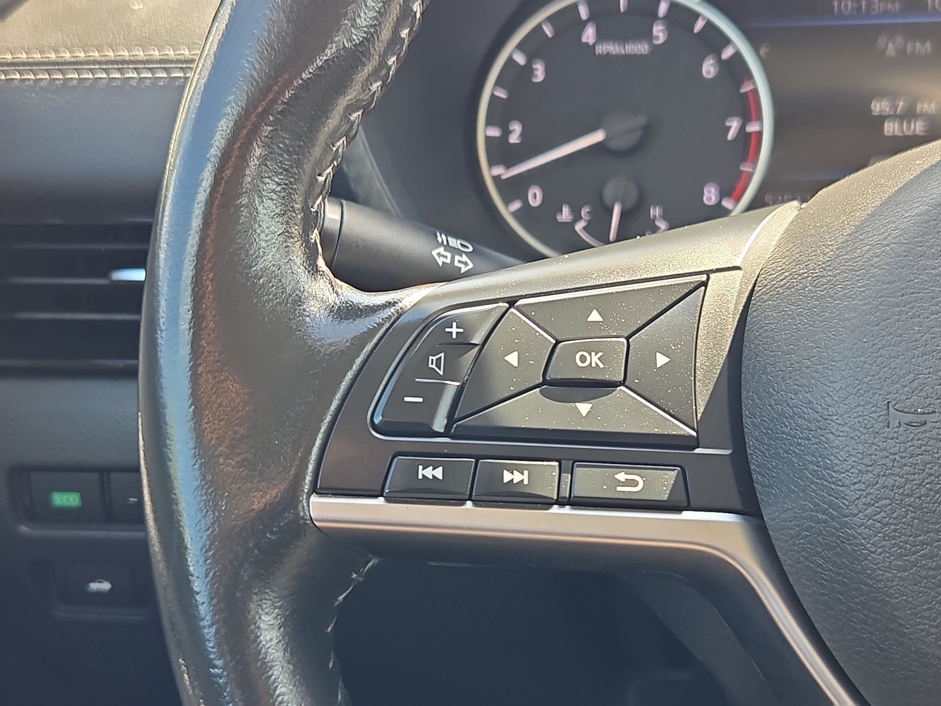 Used 2024 Nissan Sentra SV w/ All-Weather Package FWD image 16