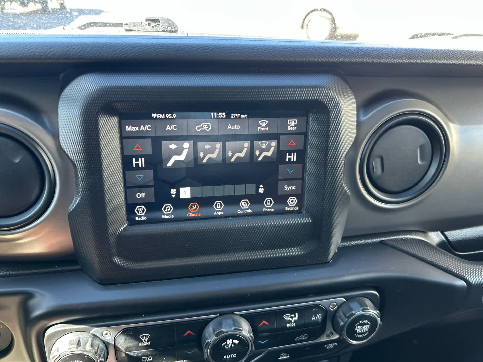 Used 2022 Jeep Wrangler Unlimited Sport AWD/4WD image 17