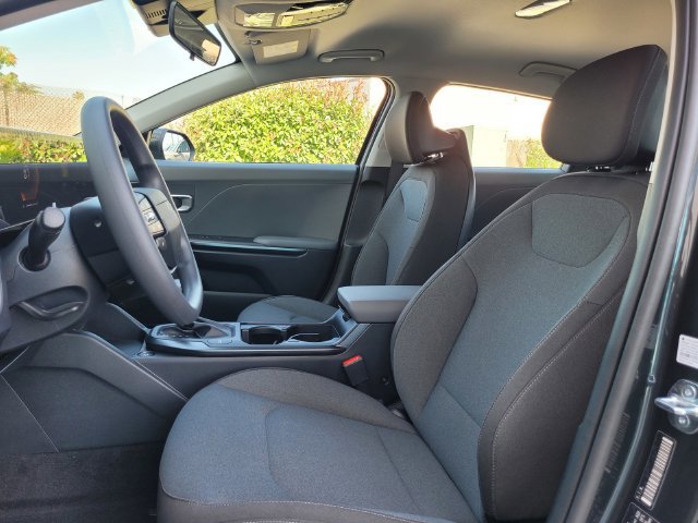 New 2026 Kia K4 FWD image 9