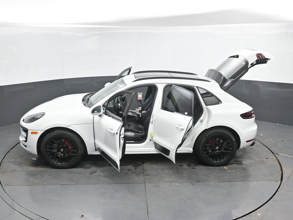 Used 2018 Porsche Macan GTS w/ Premium Package Plus image 51