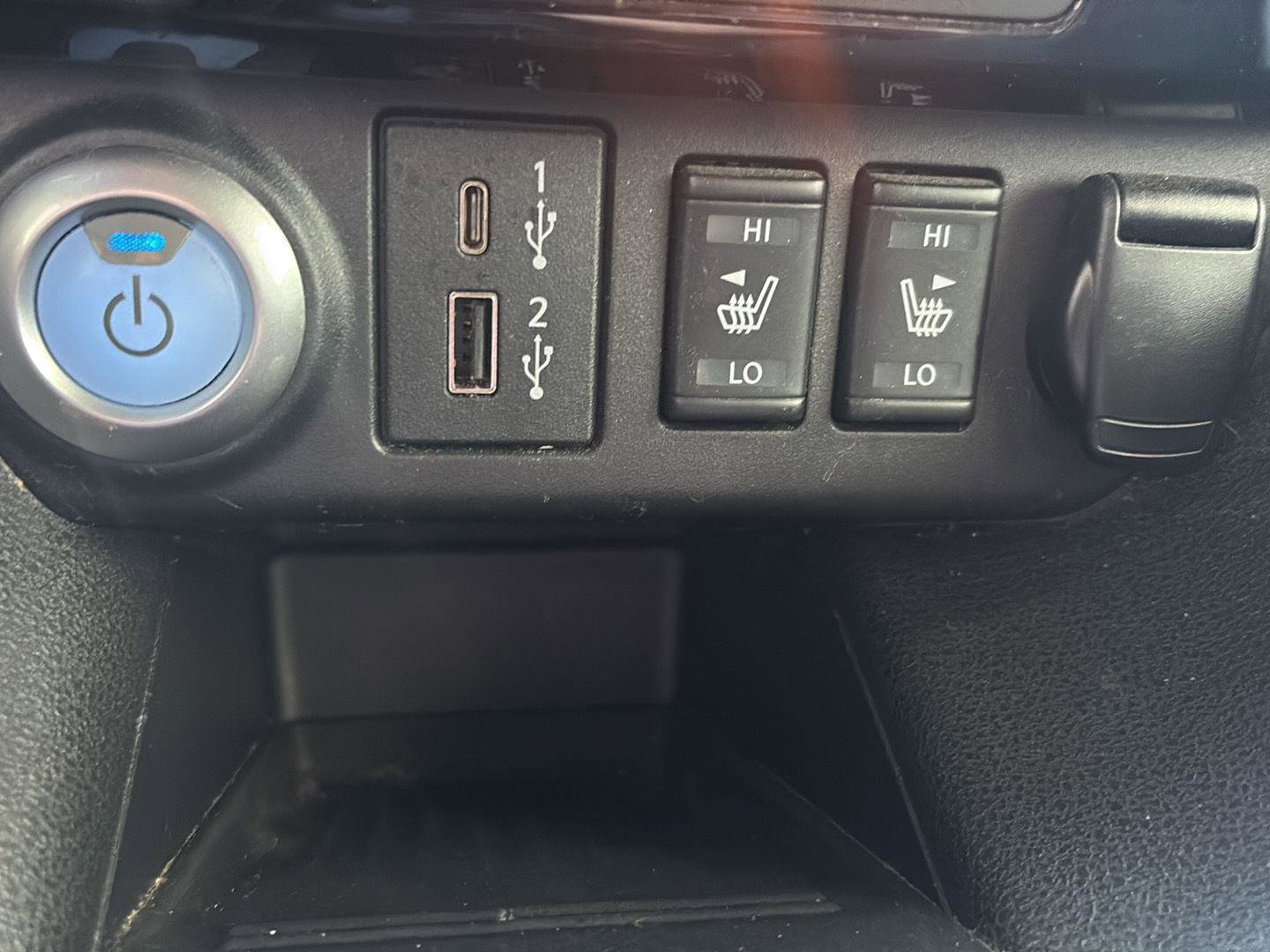 Used 2022 Nissan Leaf SV w/ SV Technology Package image 18