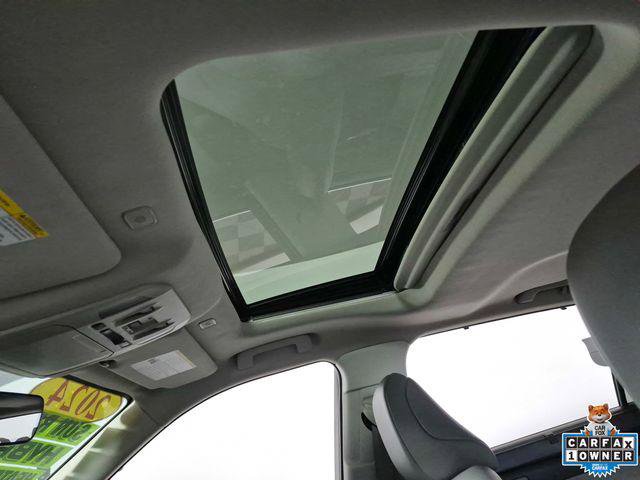 Certified 2024 Toyota Highlander XLE AWD/4WD image 23