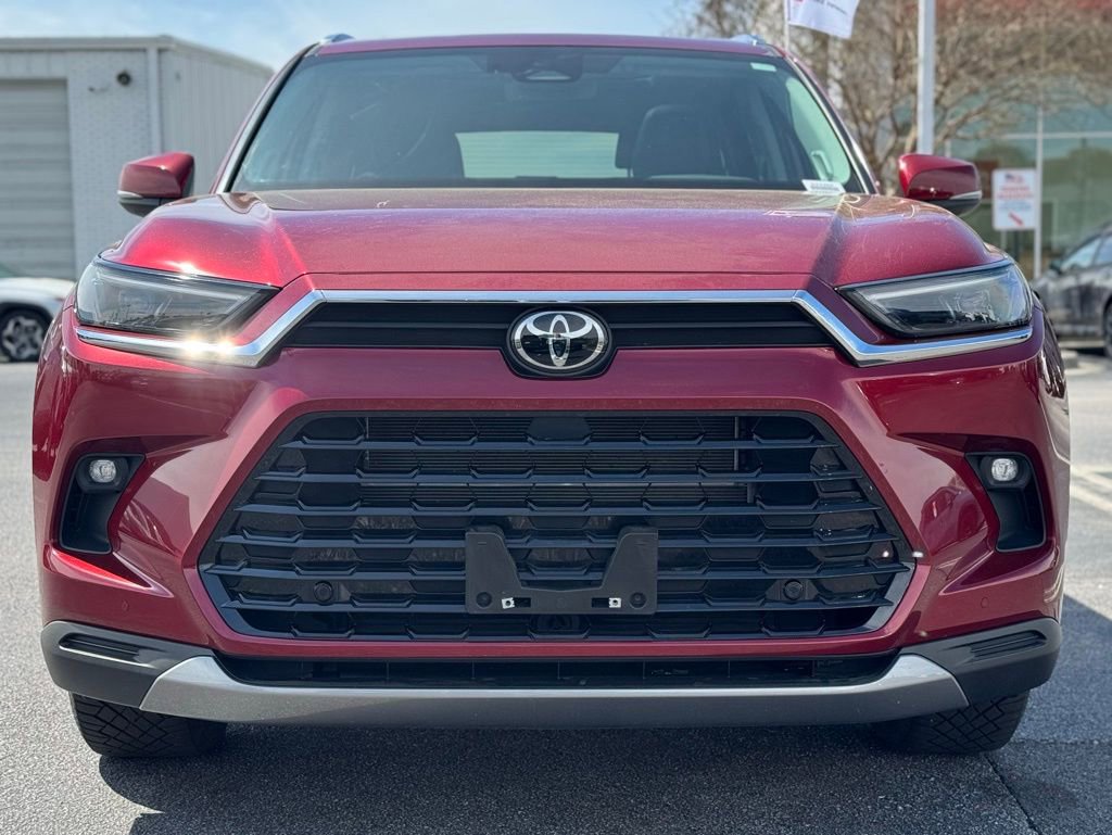 Used 2024 Toyota Grand Highlander Limited image 4