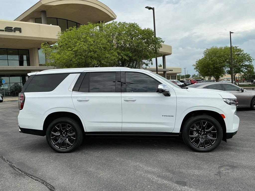 Used 2023 Chevrolet Tahoe Premier w/ Premium Package 2 AWD/4WD image 2