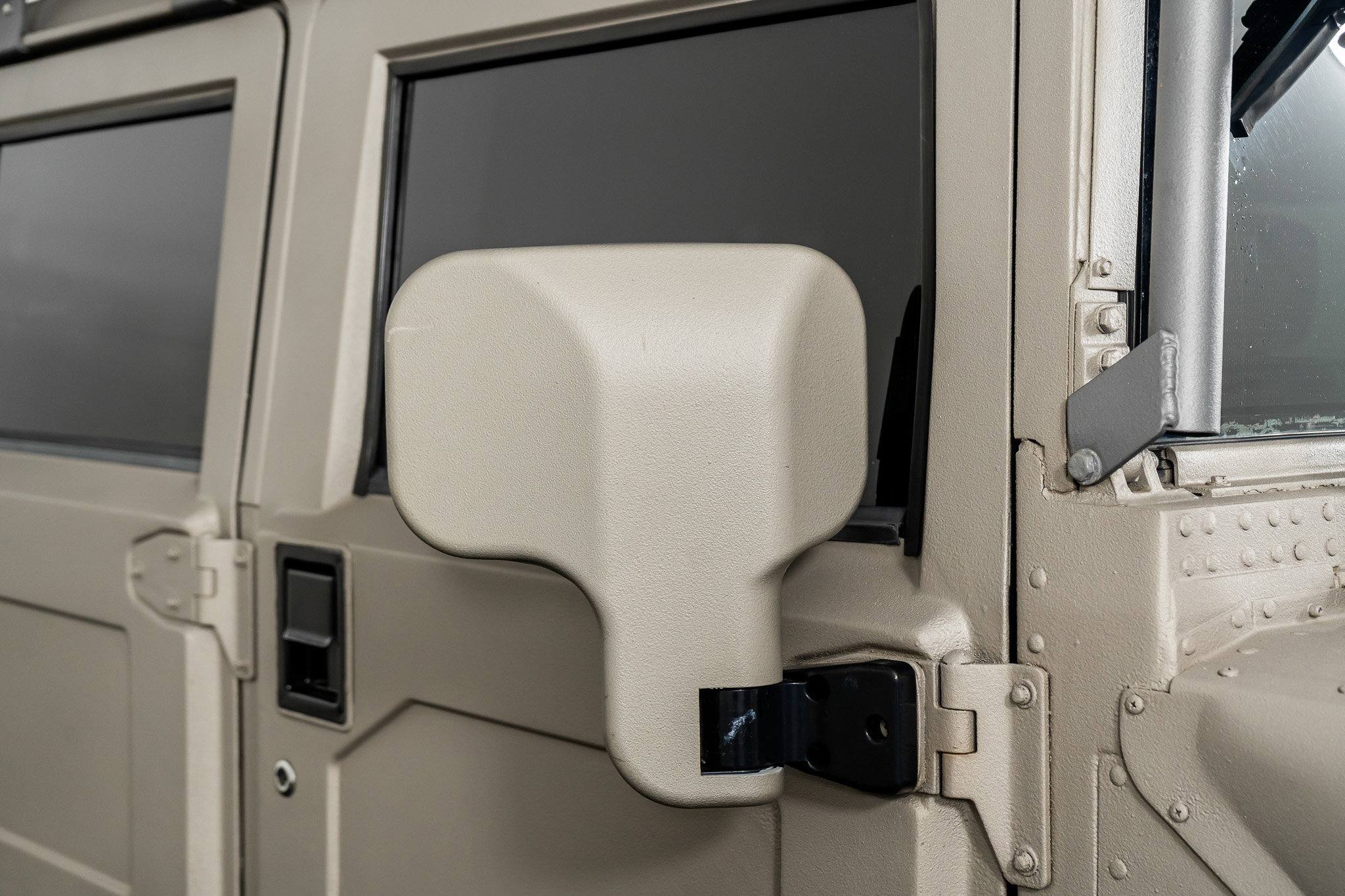 Used 2003 HUMMER H1 4-Door Wagon image 24