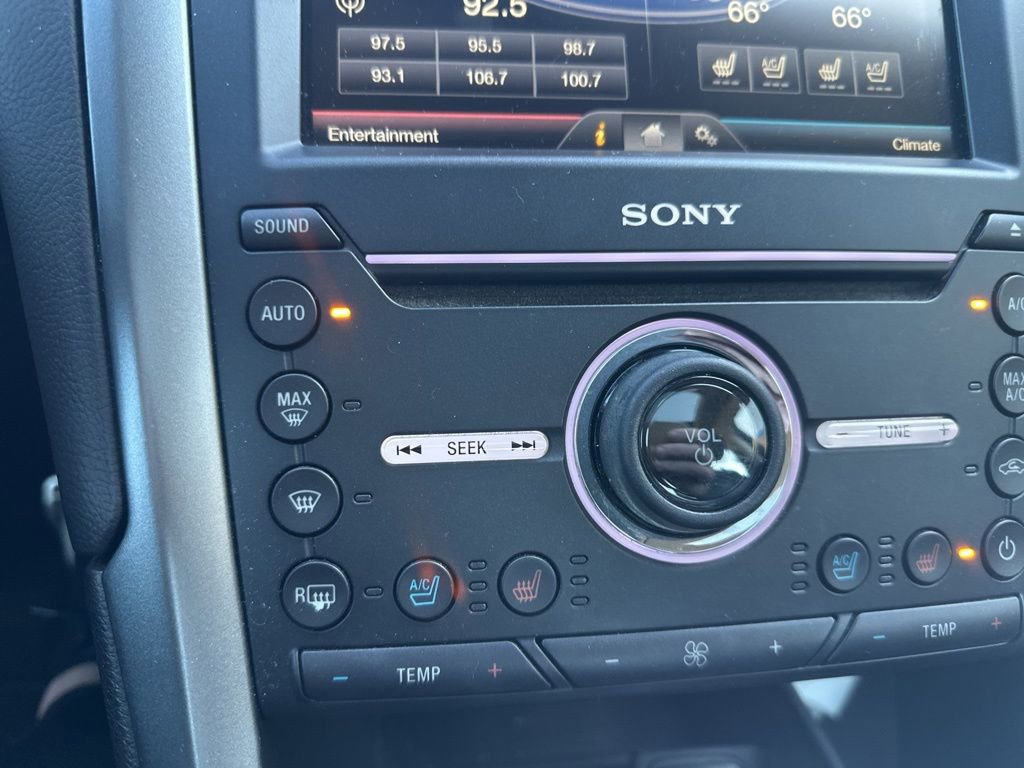 Used 2016 Ford Fusion Titanium image 16