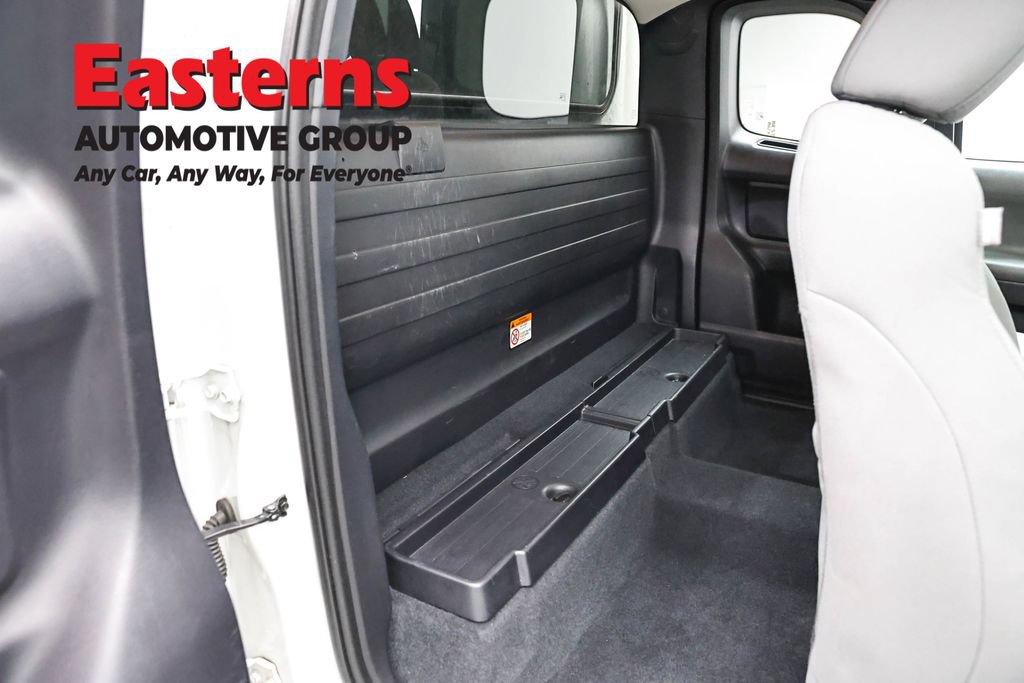 Used 2019 Toyota Tacoma SR RWD image 23