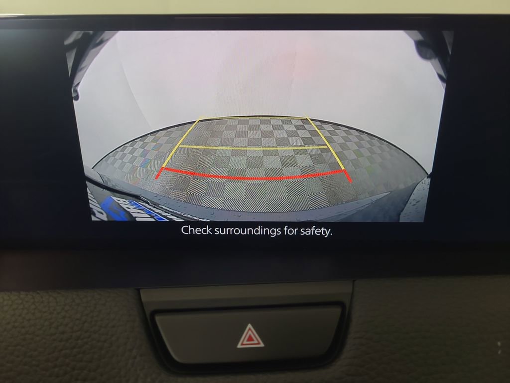 Used 2025 MAZDA CX-70 Plug-In Hybrid w/ Premium Pkg image 10