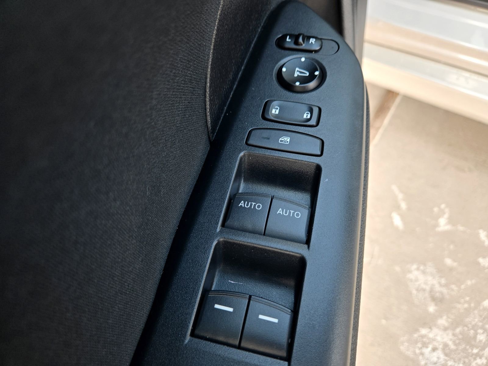 Used 2021 Honda Civic EX image 30