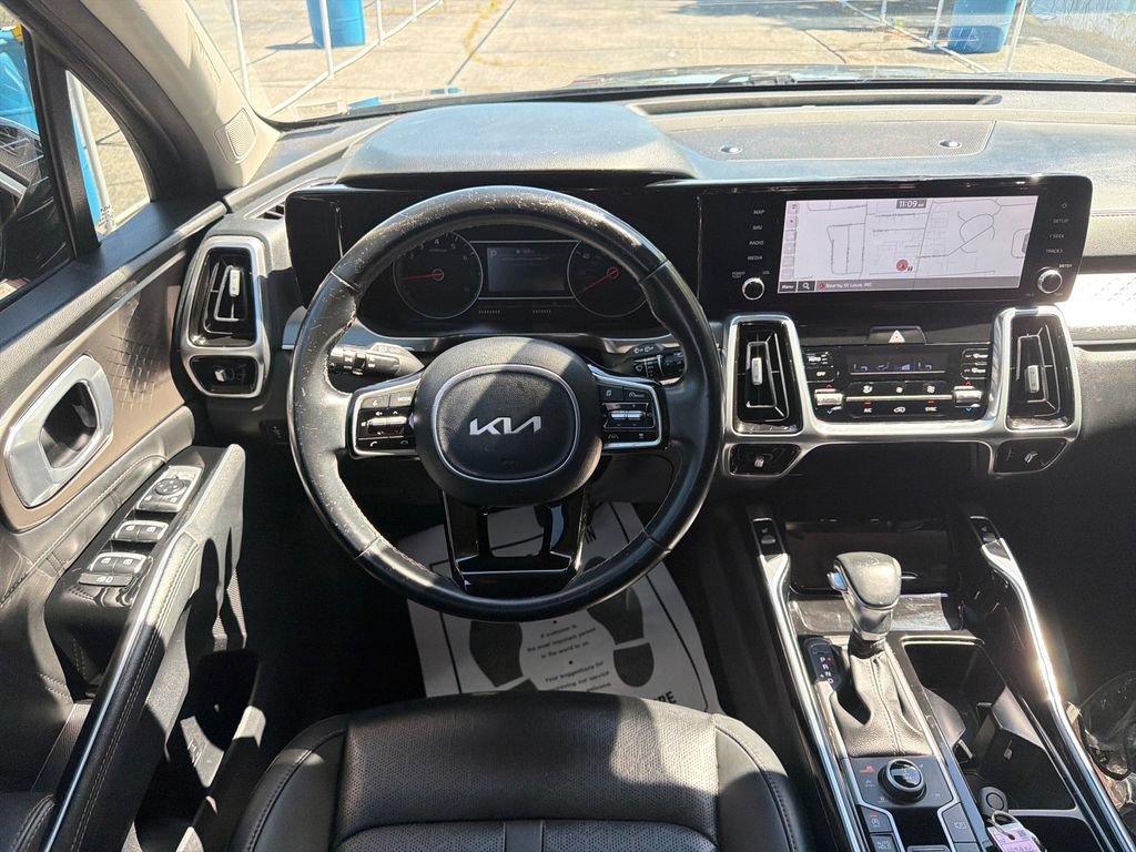 Used 2022 Kia Sorento SX AWD/4WD image 30
