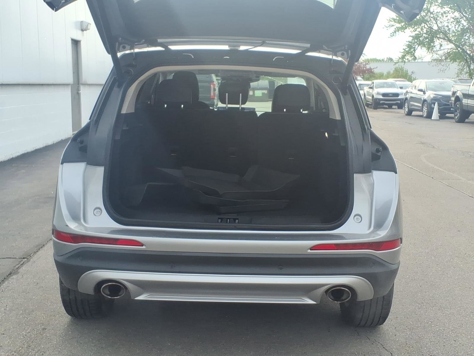 Certified 2023 Lincoln Corsair Reserve AWD/4WD image 7