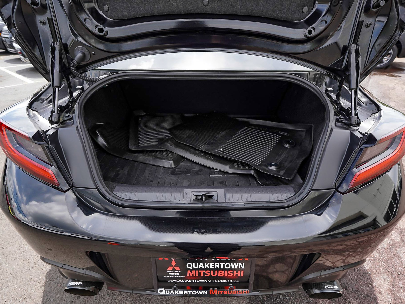 Used 2023 Toyota GR86 Premium w/ ALL Weather Mat Package (TMS) RWD image 35