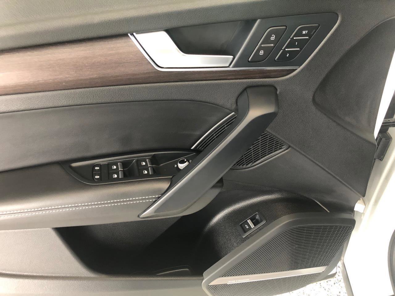 Used 2021 Audi Q5 2.0T Premium Plus w/ Premium Plus Package image 11