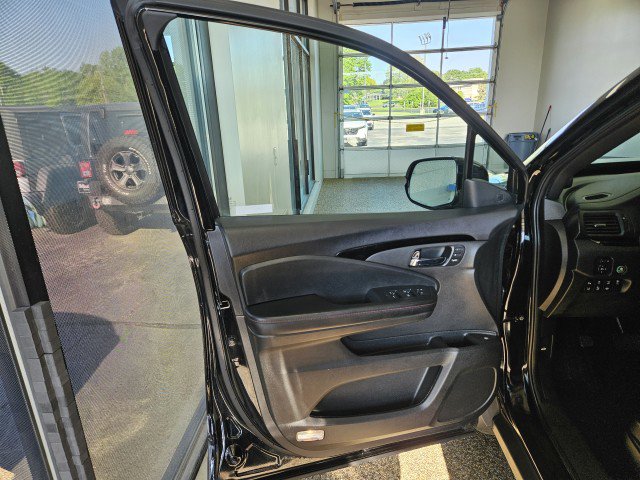 Used 2023 Honda Ridgeline Black Edition image 20