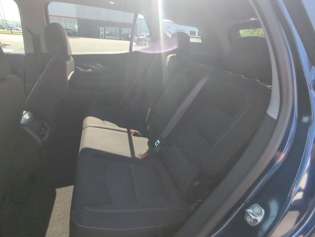 Used 2023 GMC Terrain SLE w/ Driver Convenience Package AWD/4WD image 22