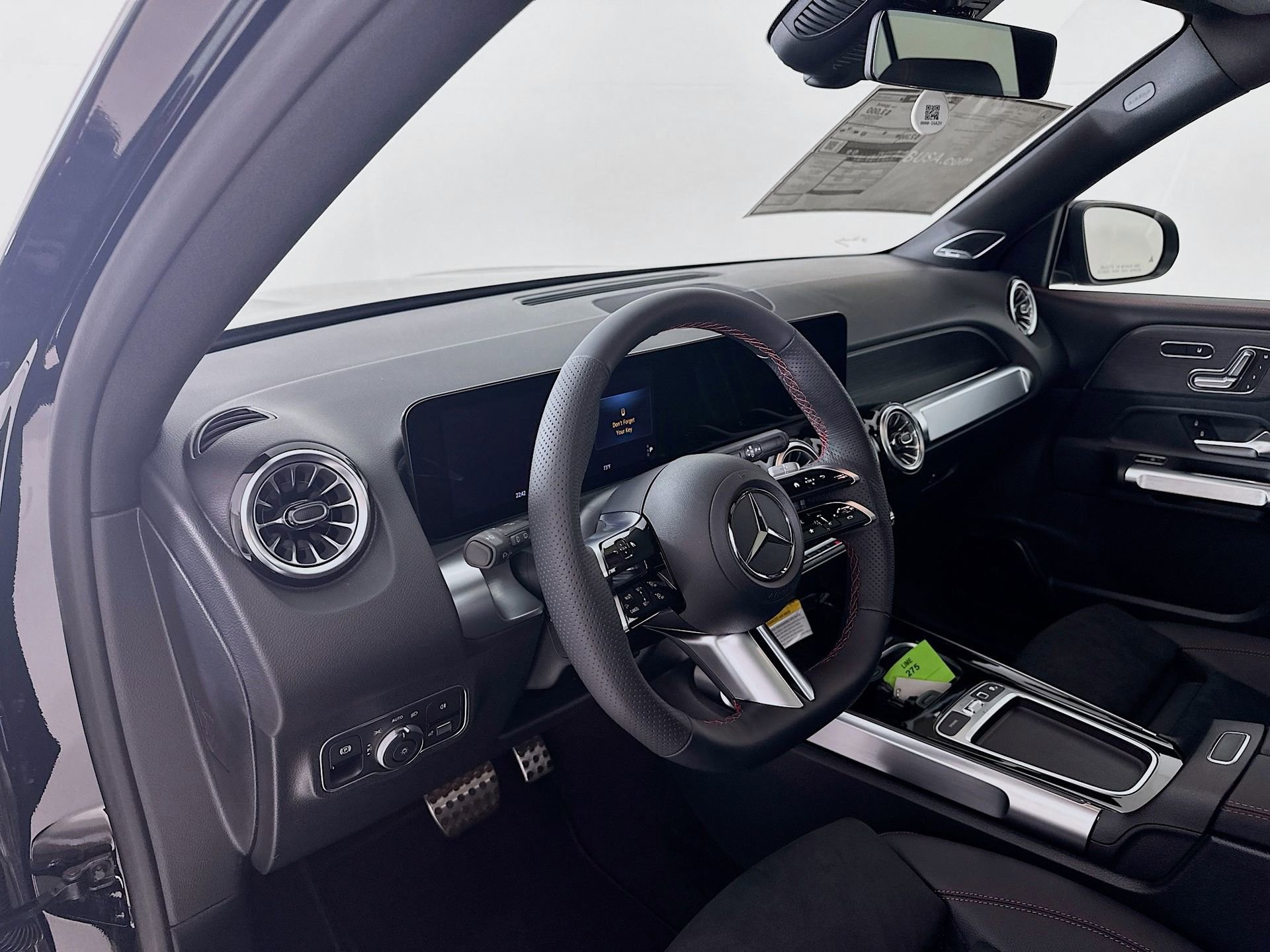 New 2026 Mercedes-Benz GLB 250 4MATIC image 10