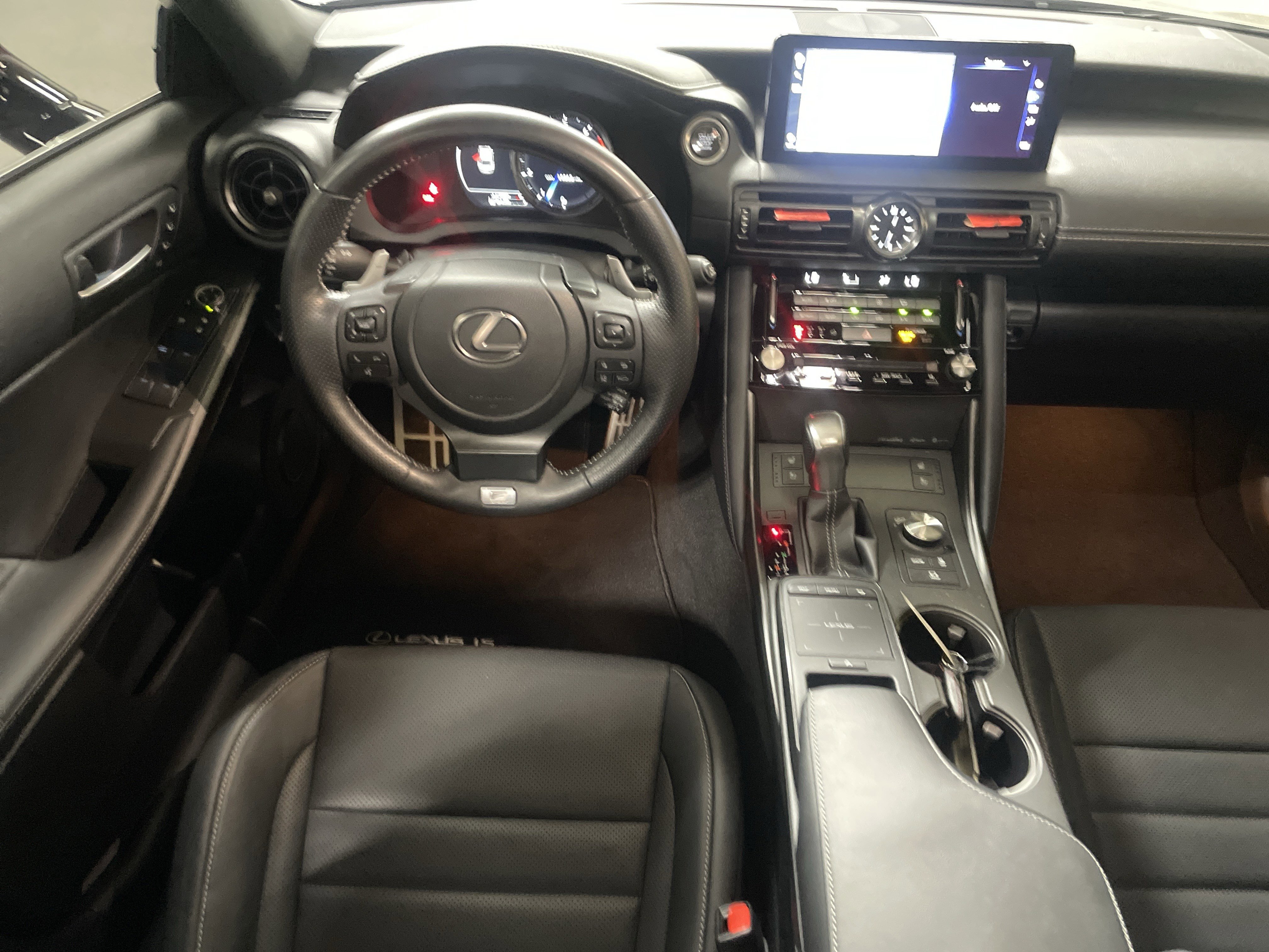 Used 2023 Lexus IS 350 F Sport w/ Navigation Package image 30