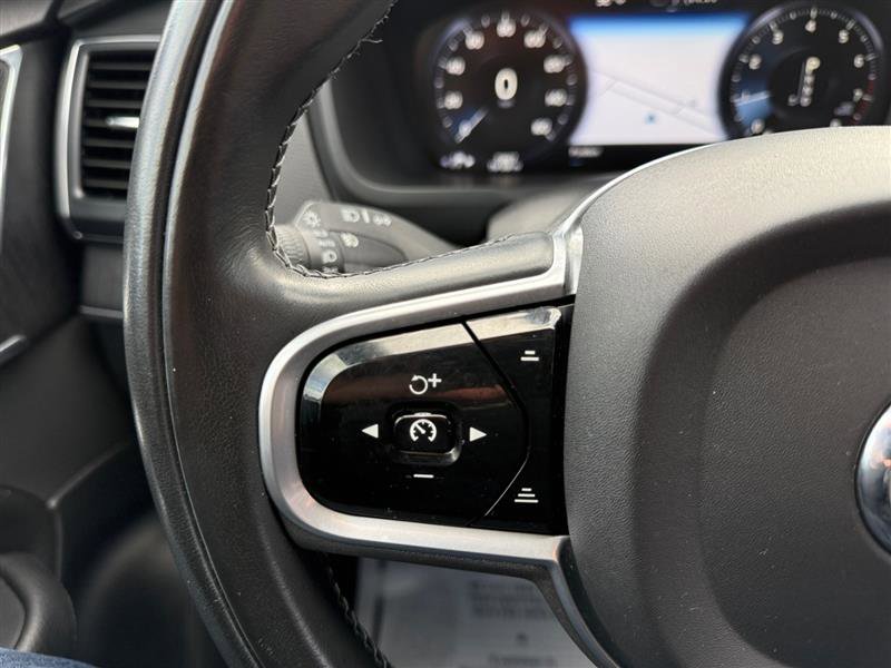 Used 2020 Volvo XC90 T6 Momentum w/ Protection Package image 28