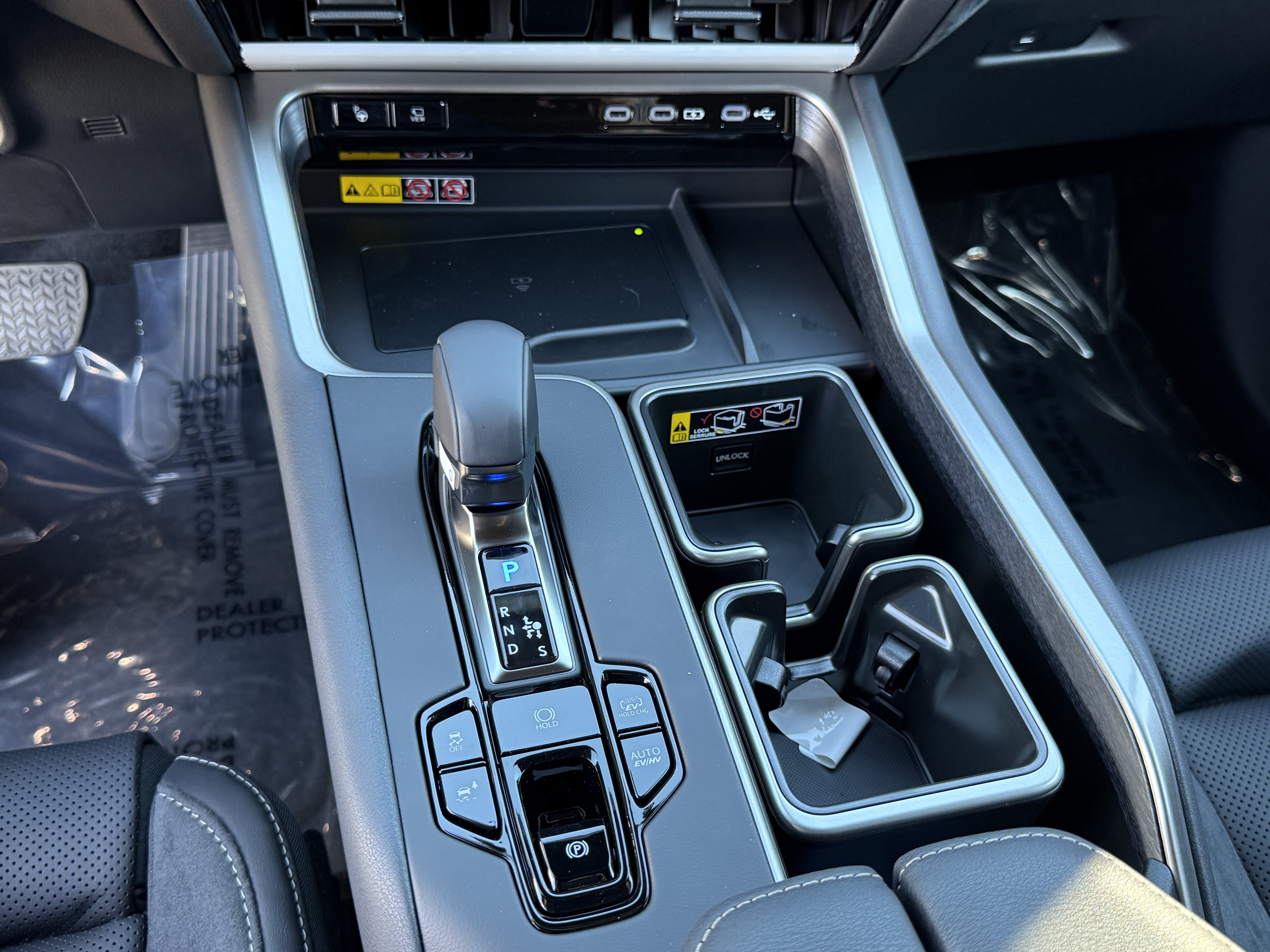 New 2026 Lexus TX 550h AWD Plug-In Hybrid w/ Technology Package image 25