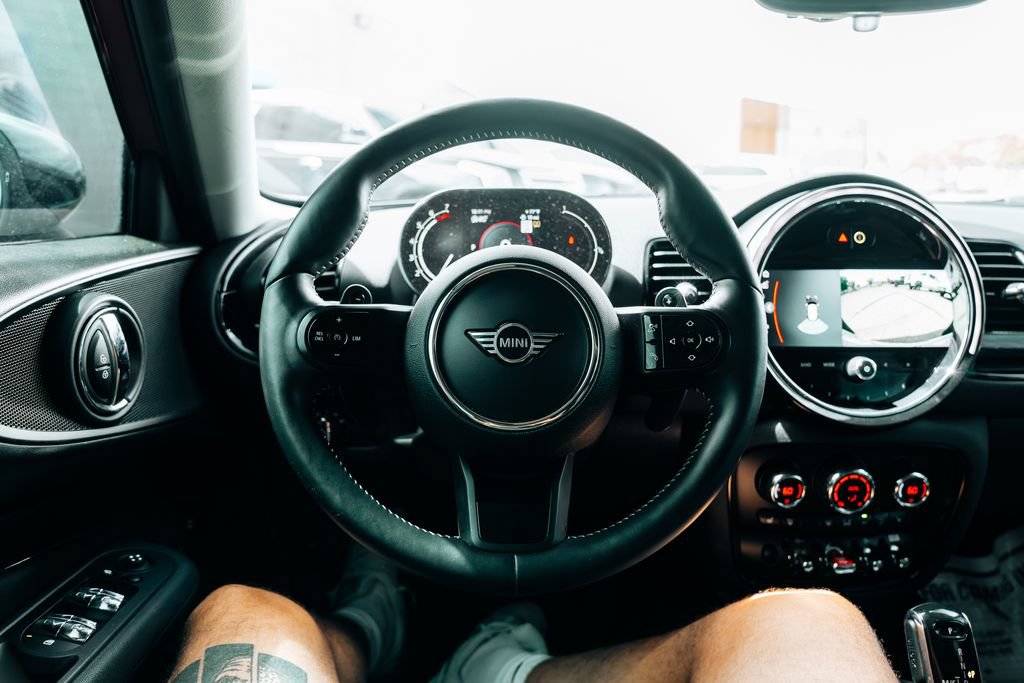 Used 2022 MINI Cooper Clubman S w/ Premium Package AWD/4WD image 21