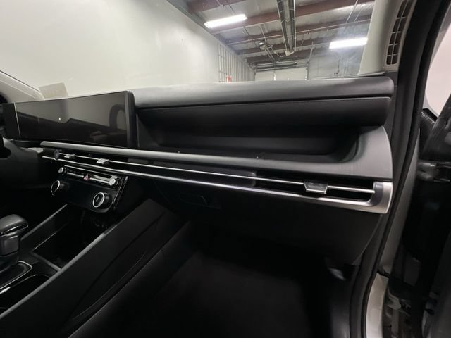 Used 2025 Hyundai Tucson SEL AWD/4WD image 28