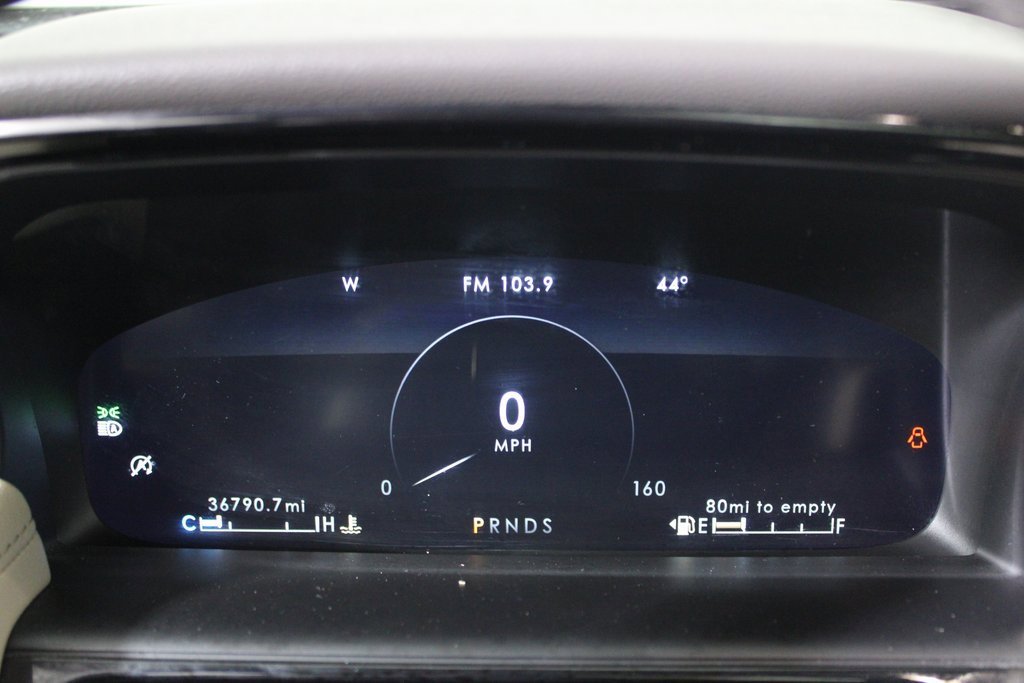 Used 2022 Lincoln Nautilus Reserve image 18