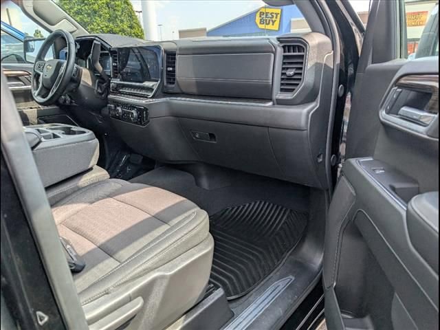 Used 2025 Chevrolet Silverado 1500 LT image 21