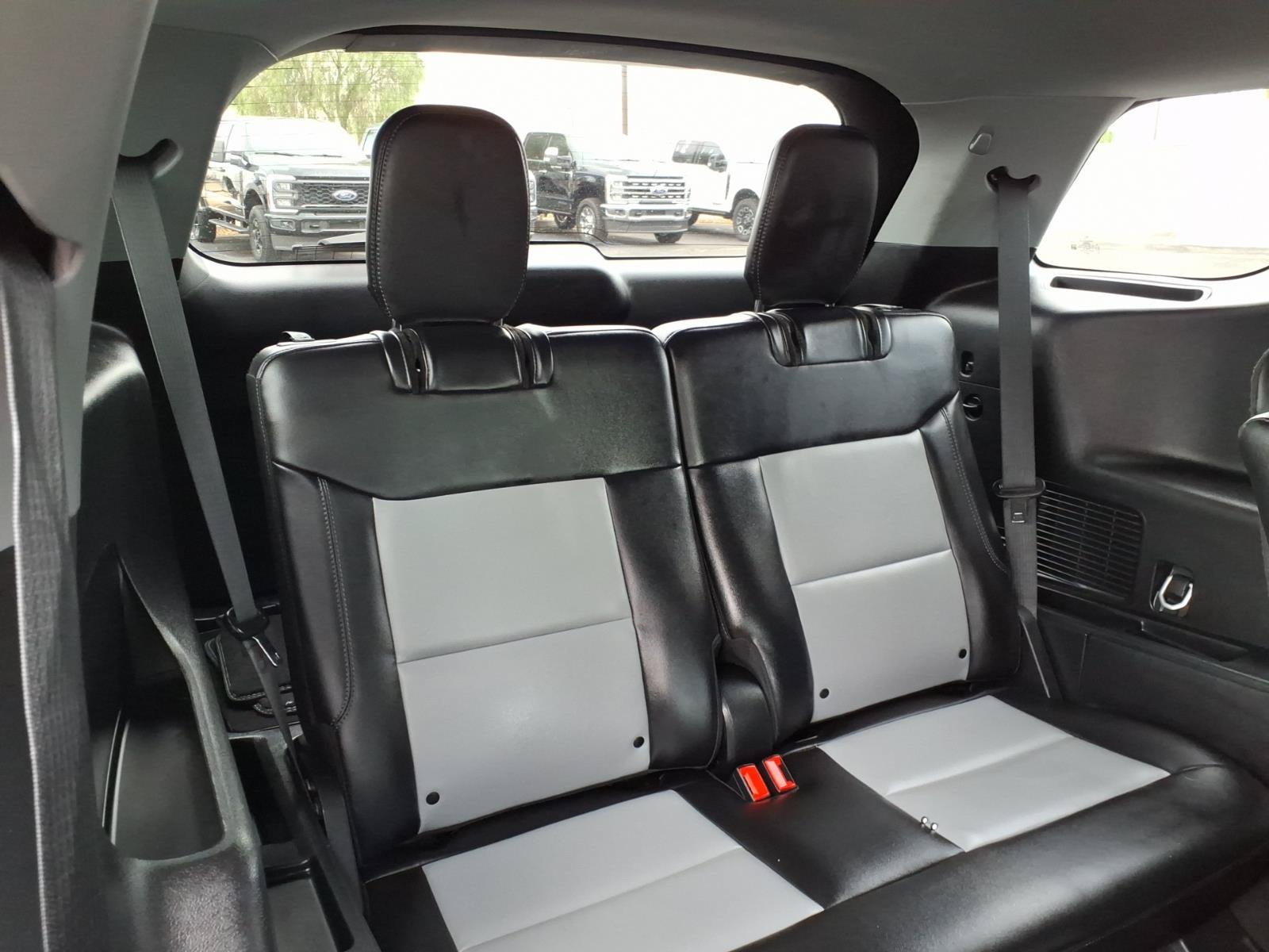 Certified 2023 Ford Explorer XLT w/ Equipment Group 202A AWD/4WD image 16