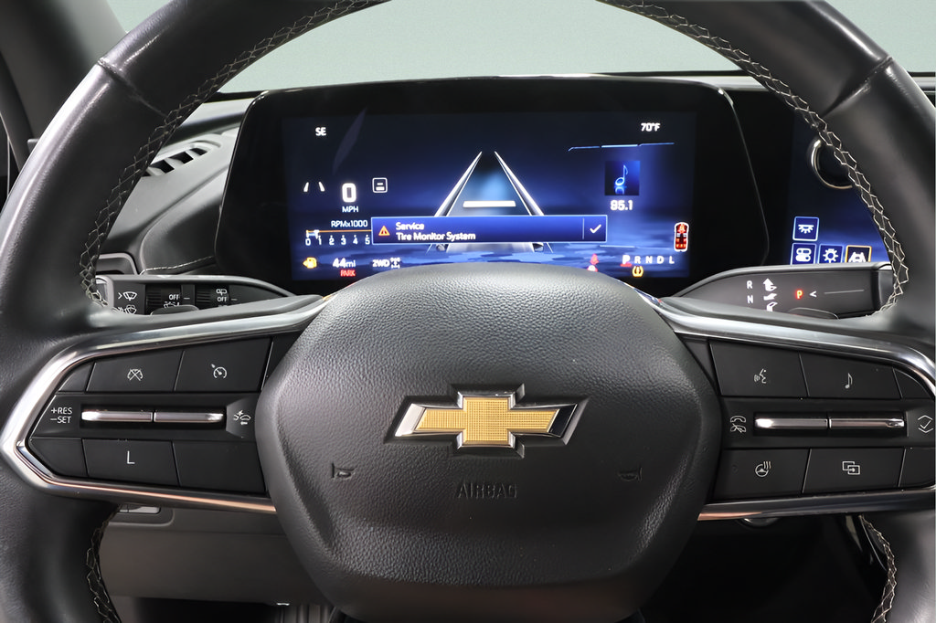Used 2024 Chevrolet Traverse LT AWD/4WD image 12