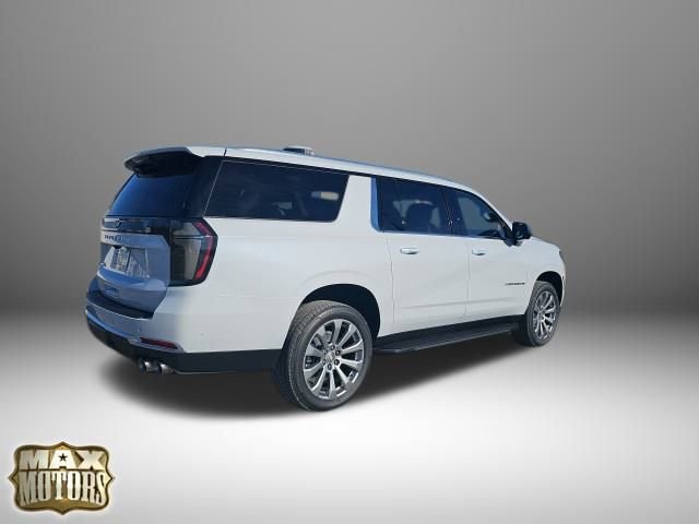 New 2026 Chevrolet Suburban Premier w/ Sun And Tow Package AWD/4WD image 14