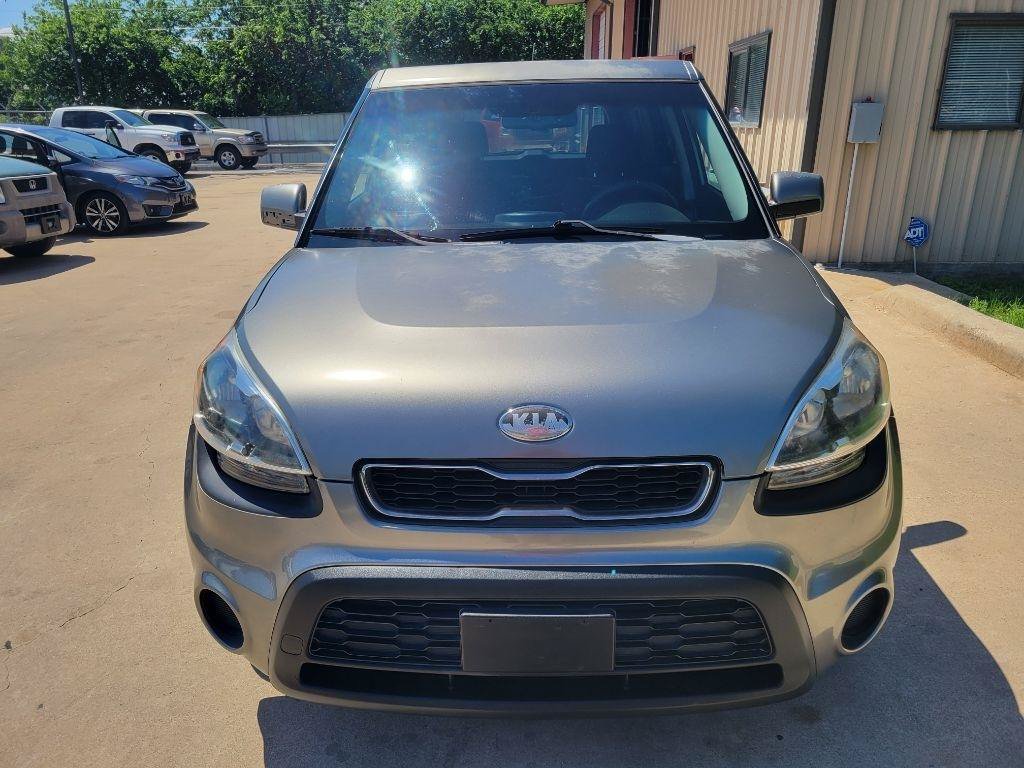 Used 2013 Kia Soul FWD image 8