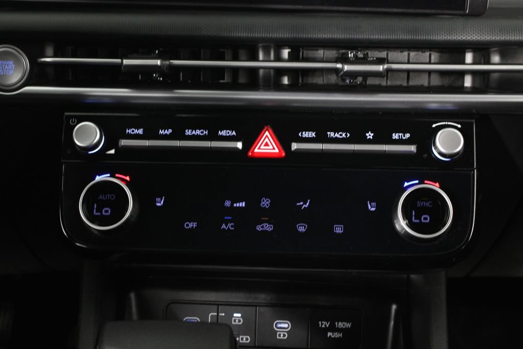 Certified 2026 Hyundai Santa Cruz SEL FWD image 21