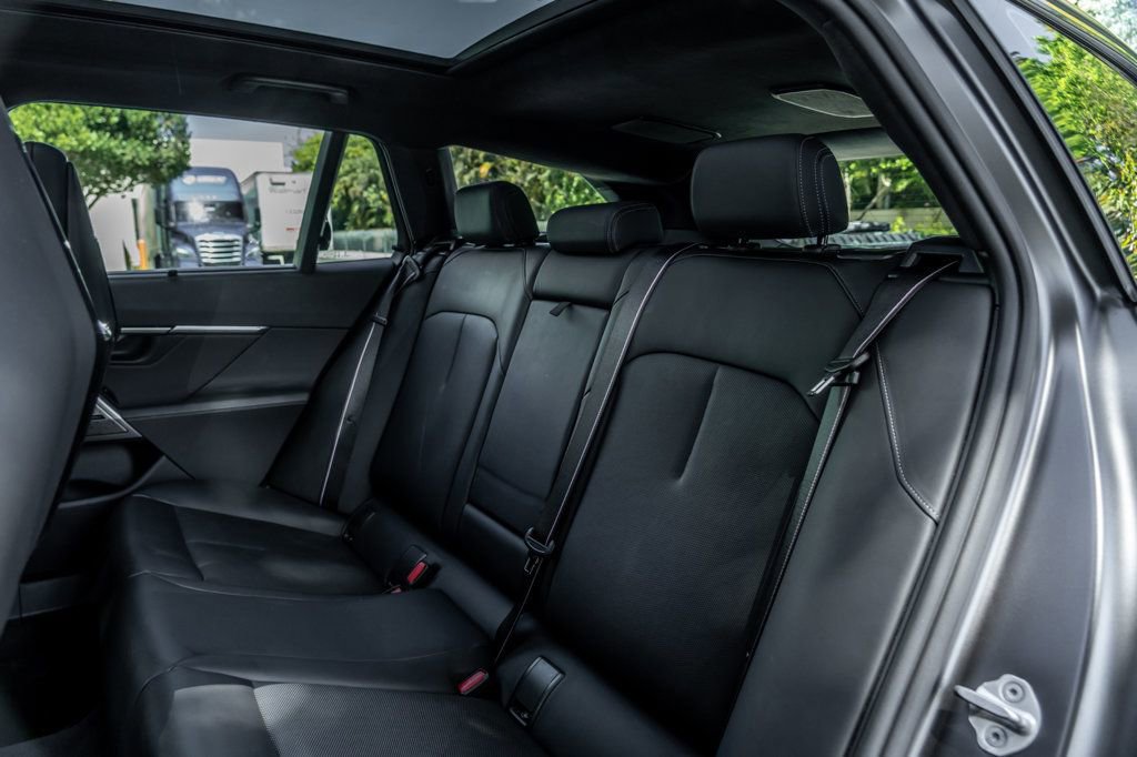 Used 2025 BMW M5 Touring image 21