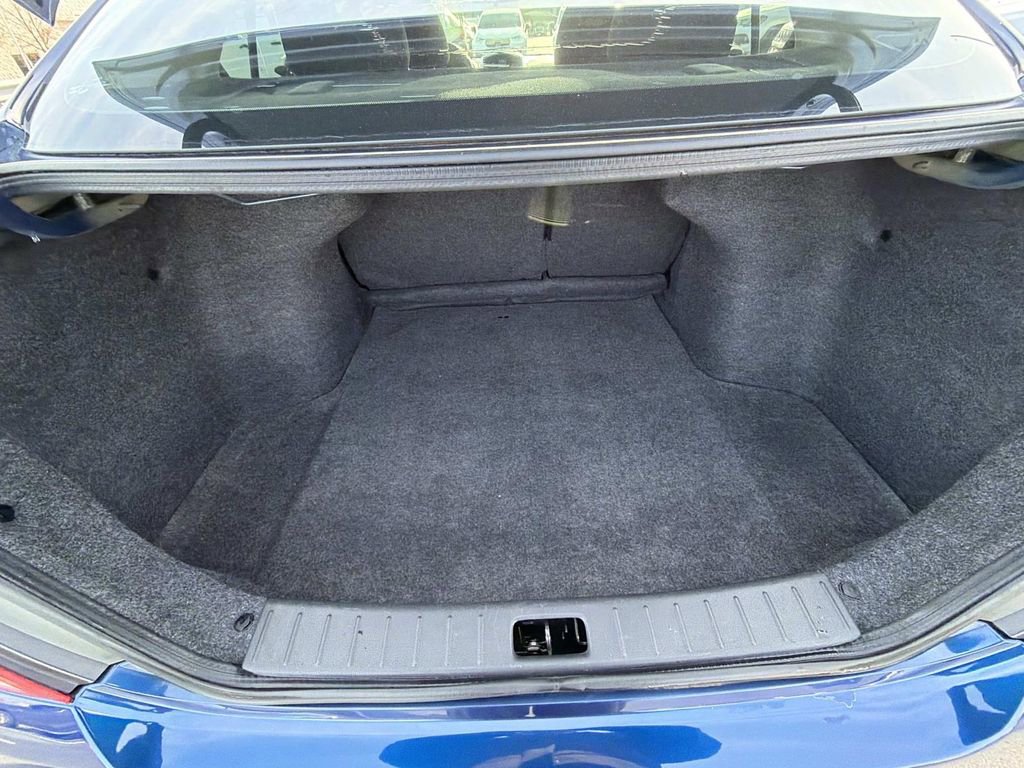 Used 2019 Nissan Versa SV image 14