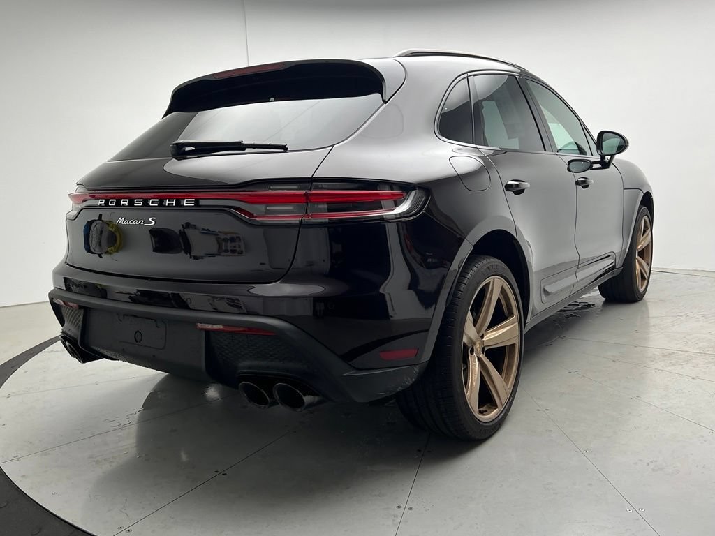 Certified 2024 Porsche Macan S AWD/4WD image 22
