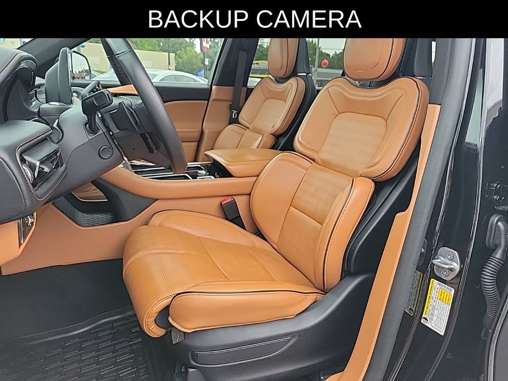 Used 2024 Lincoln Aviator Black Label AWD/4WD image 16