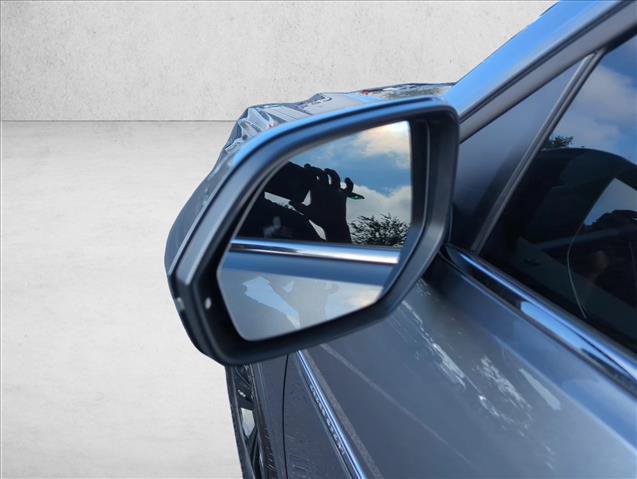 Used 2023 Volkswagen Atlas Cross Sport SE FWD image 14
