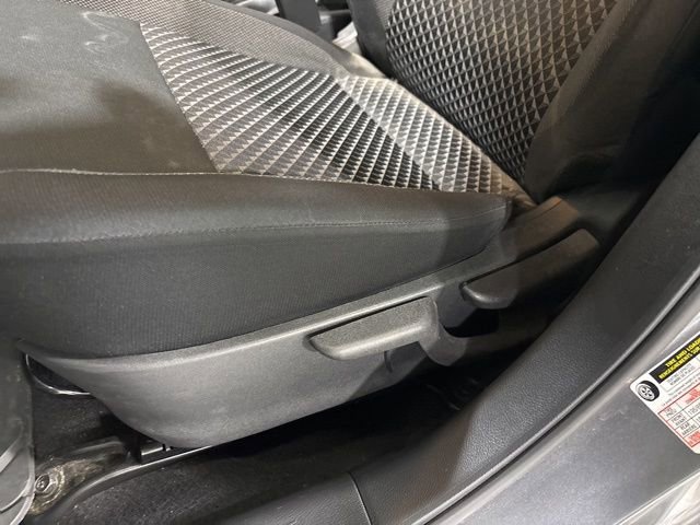 Used 2020 Nissan Versa S image 34