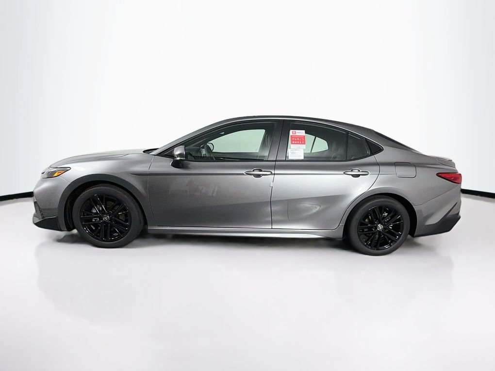 New 2026 Toyota Camry SE FWD image 5