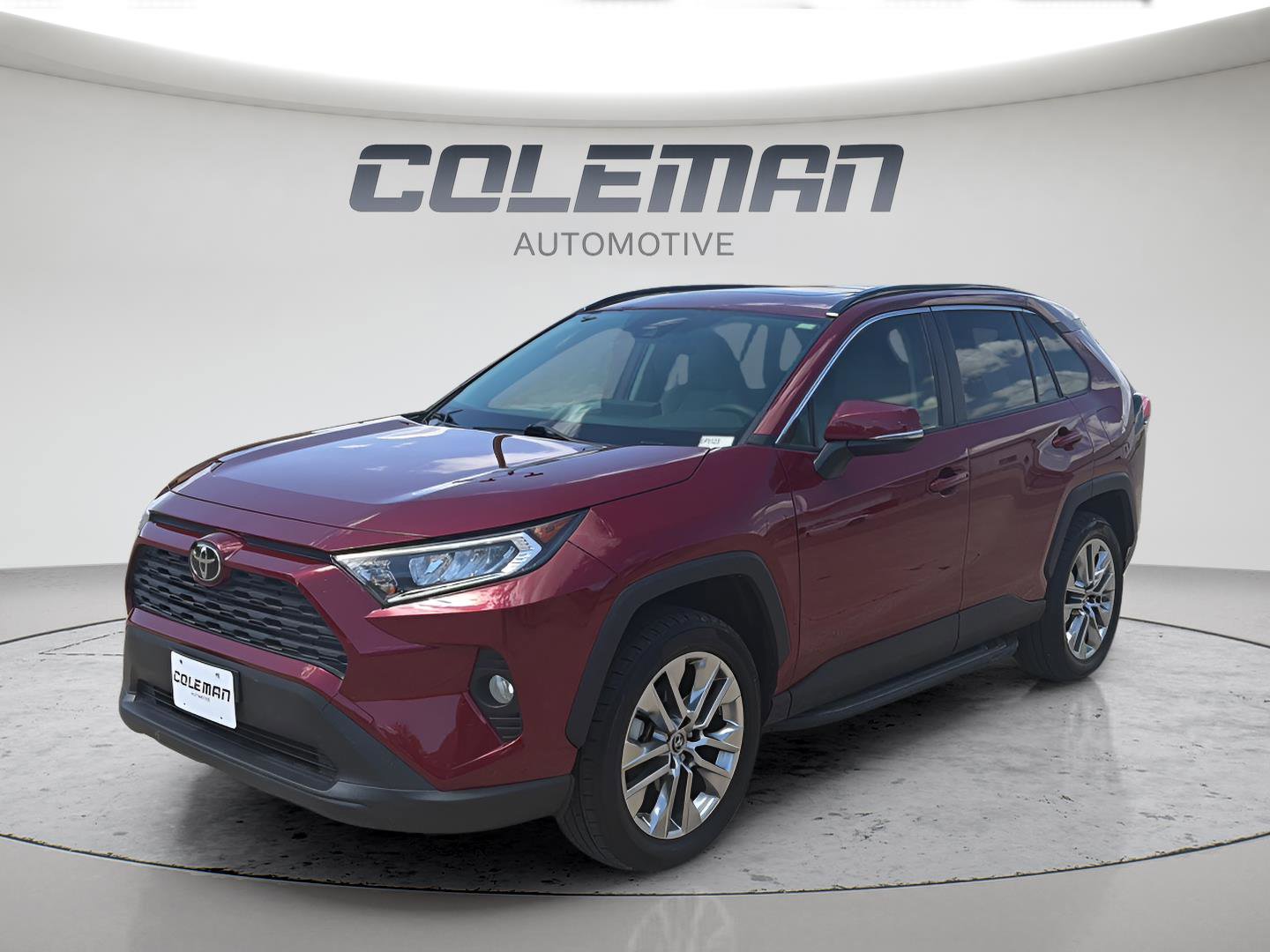 Used 2019 Toyota RAV4 XLE Premium w/ Cold Weather Package AWD/4WD image 1