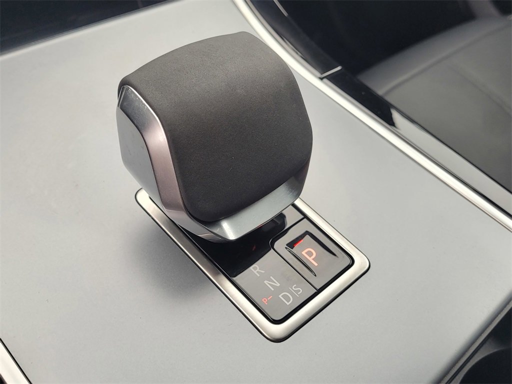 Used 2025 Land Rover Range Rover Velar S image 22