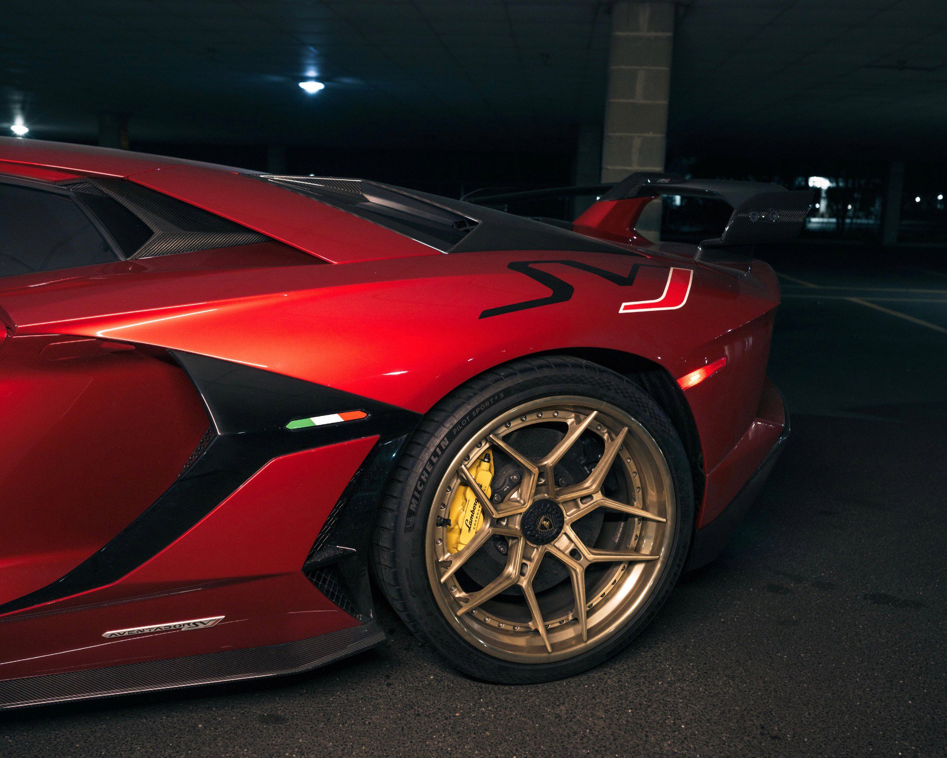 Used 2020 Lamborghini Aventador SVJ image 3