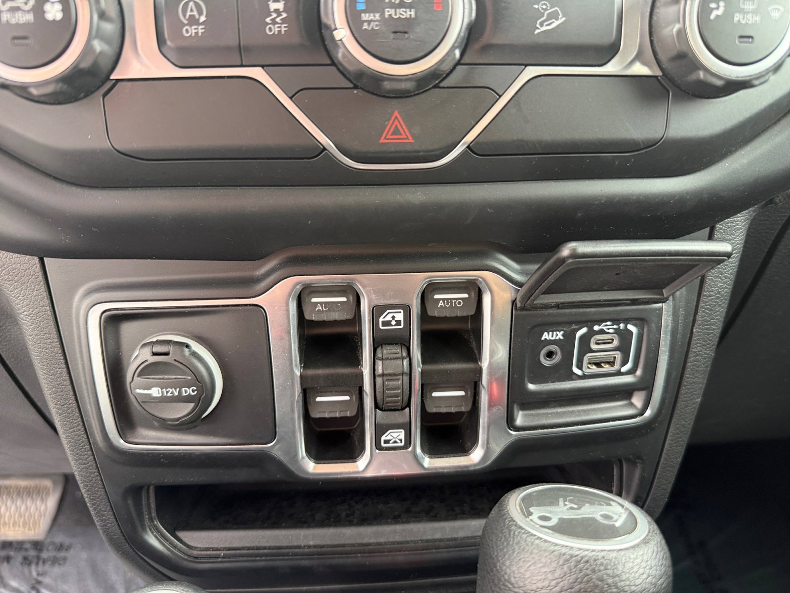 Used 2019 Jeep Wrangler Unlimited Sport AWD/4WD image 25