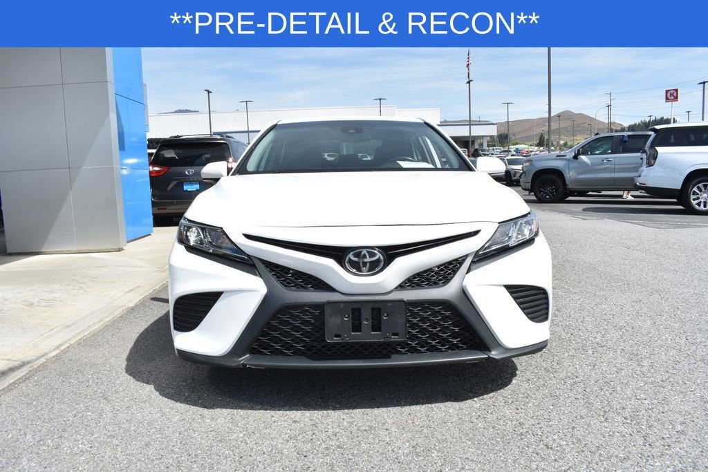 Used 2020 Toyota Camry SE FWD image 8